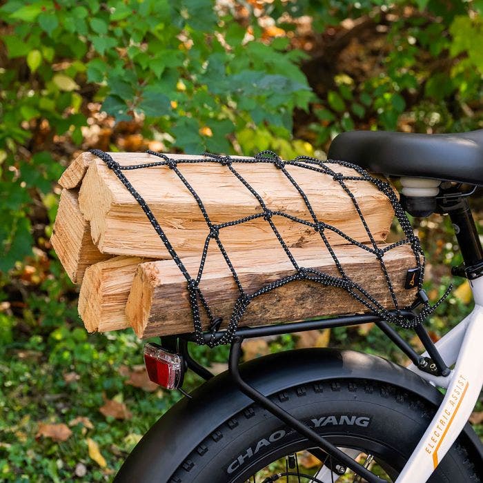 Bicycle cargo net clearance
